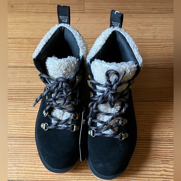NWT Sorel Hi-Line Lace-Up Cozy Hiker Booties in Black and Tawny Buff Sz 5.🌻 - Picture 6 of 13